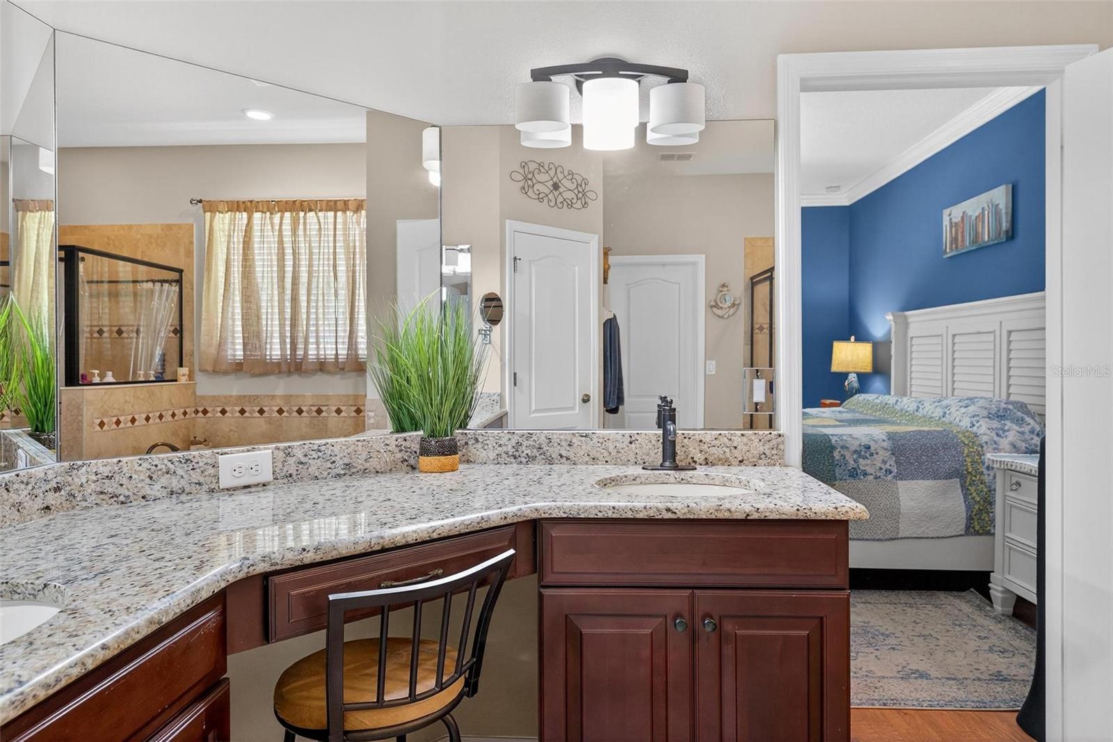 Image 39 of 79 For 1556 Blue Grass Boulevard