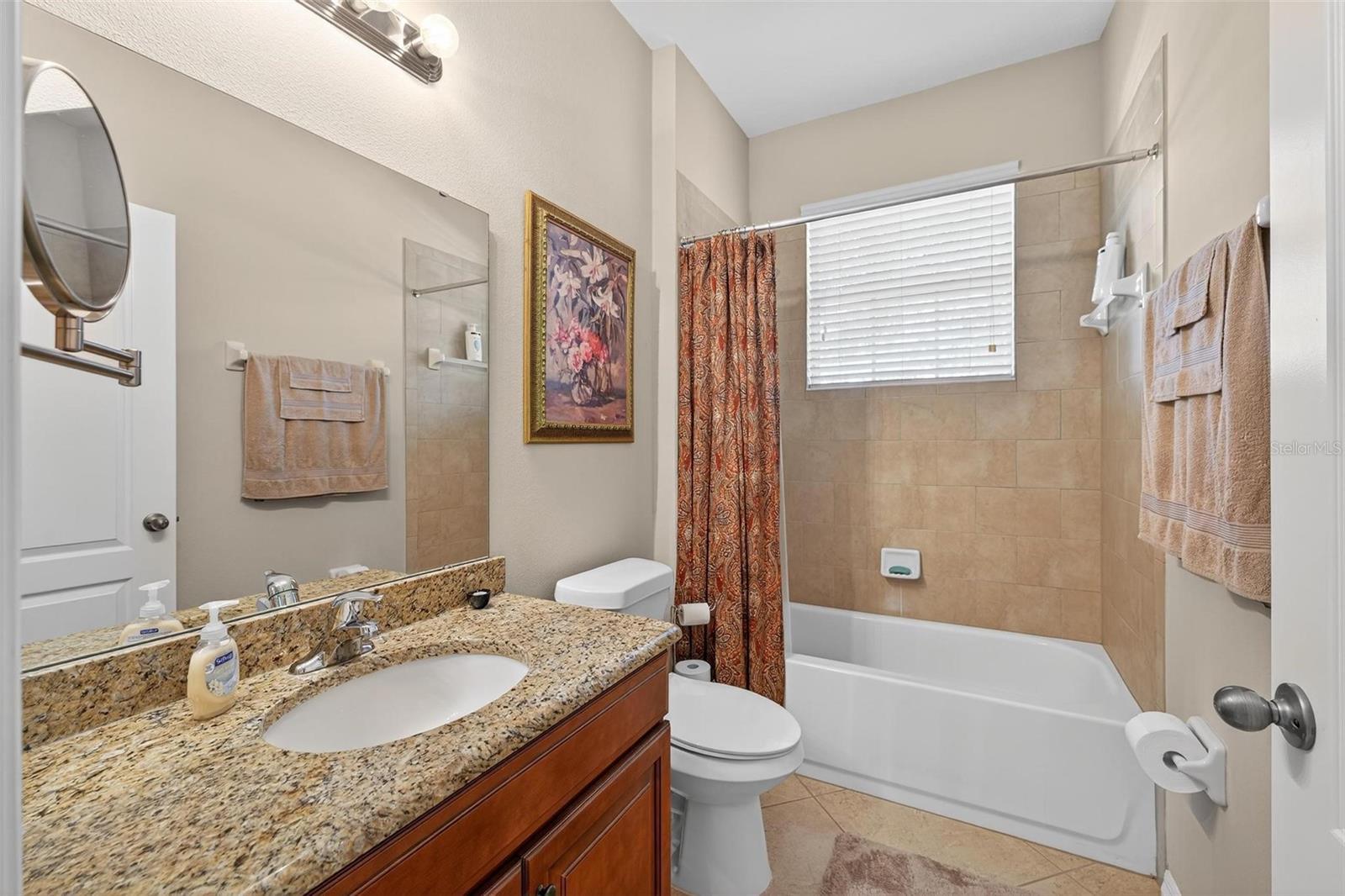 Image 42 of 79 For 1556 Blue Grass Boulevard