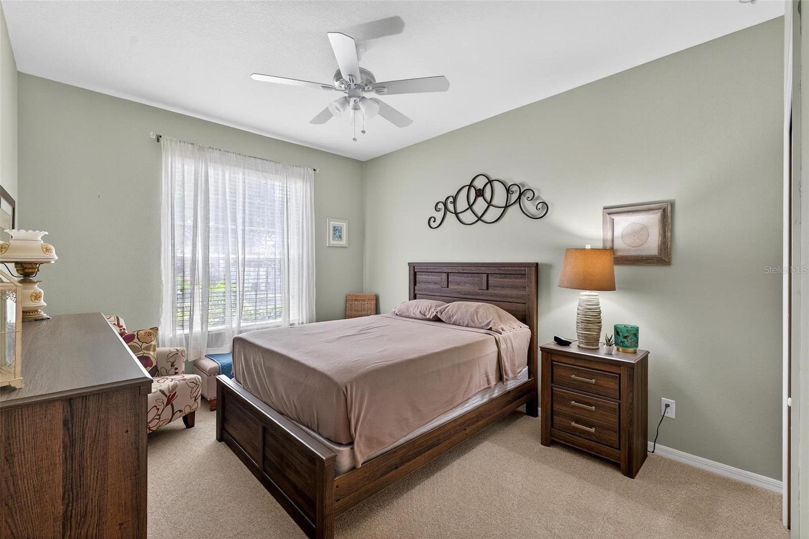 Image 54 of 79 For 1556 Blue Grass Boulevard