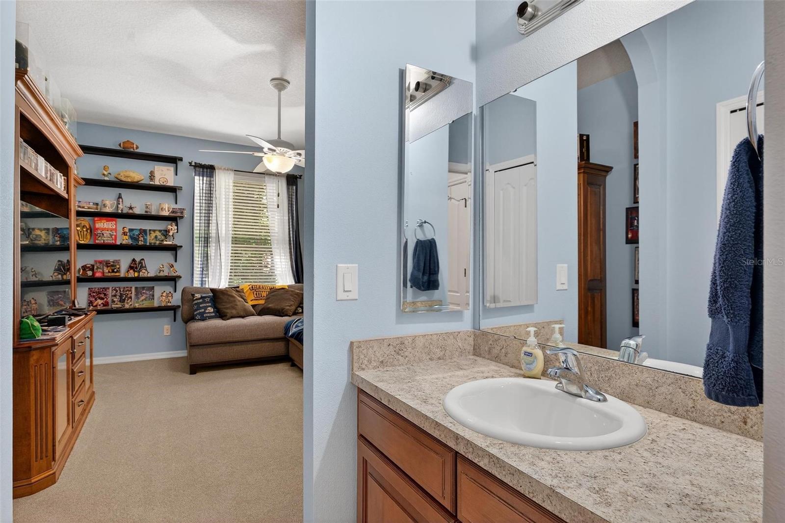 Image 56 of 79 For 1556 Blue Grass Boulevard