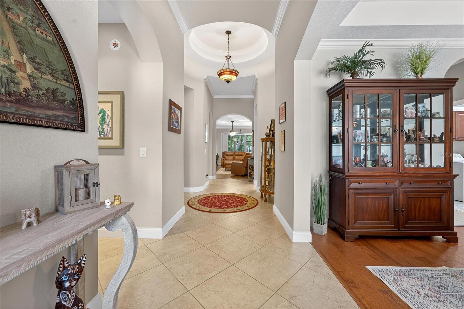 Image 6 of 79 For 1556 Blue Grass Boulevard