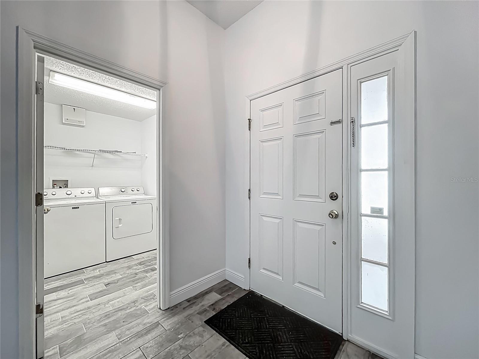 Image 4 of 38 For 2019 Newtown Road