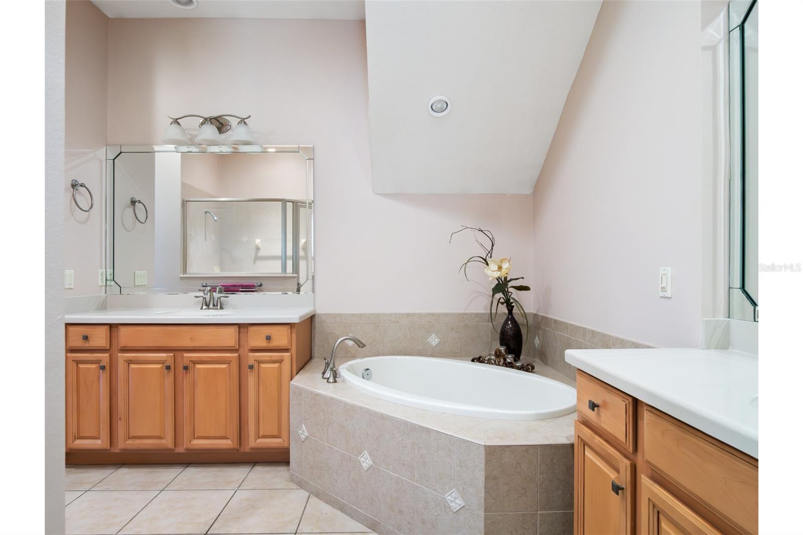 Image 14 of 46 For 9335 San Jose Boulevard