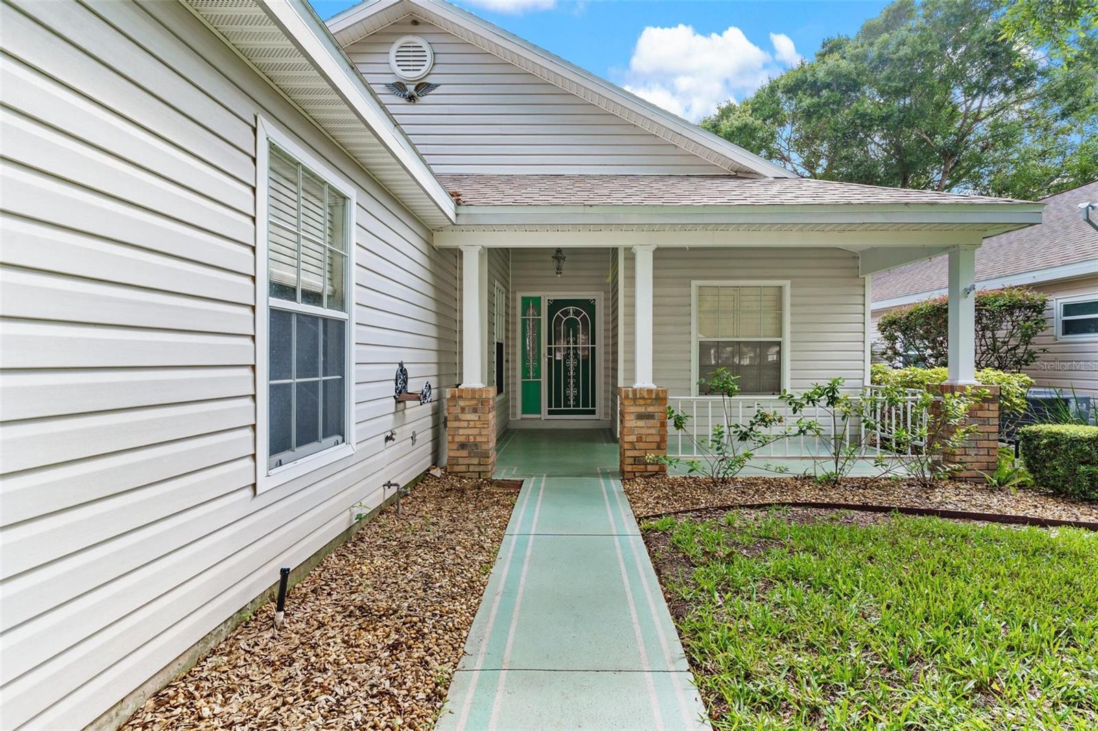 Image 3 of 33 For 25025 Cranes Roost Circle