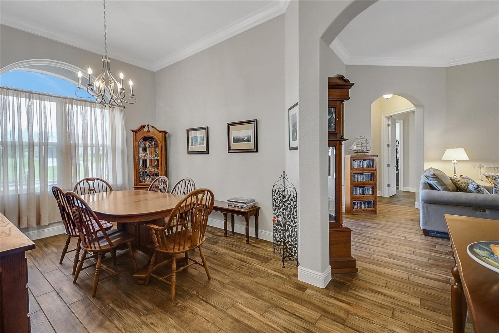 Image 23 of 91 For 6008 Apex Way