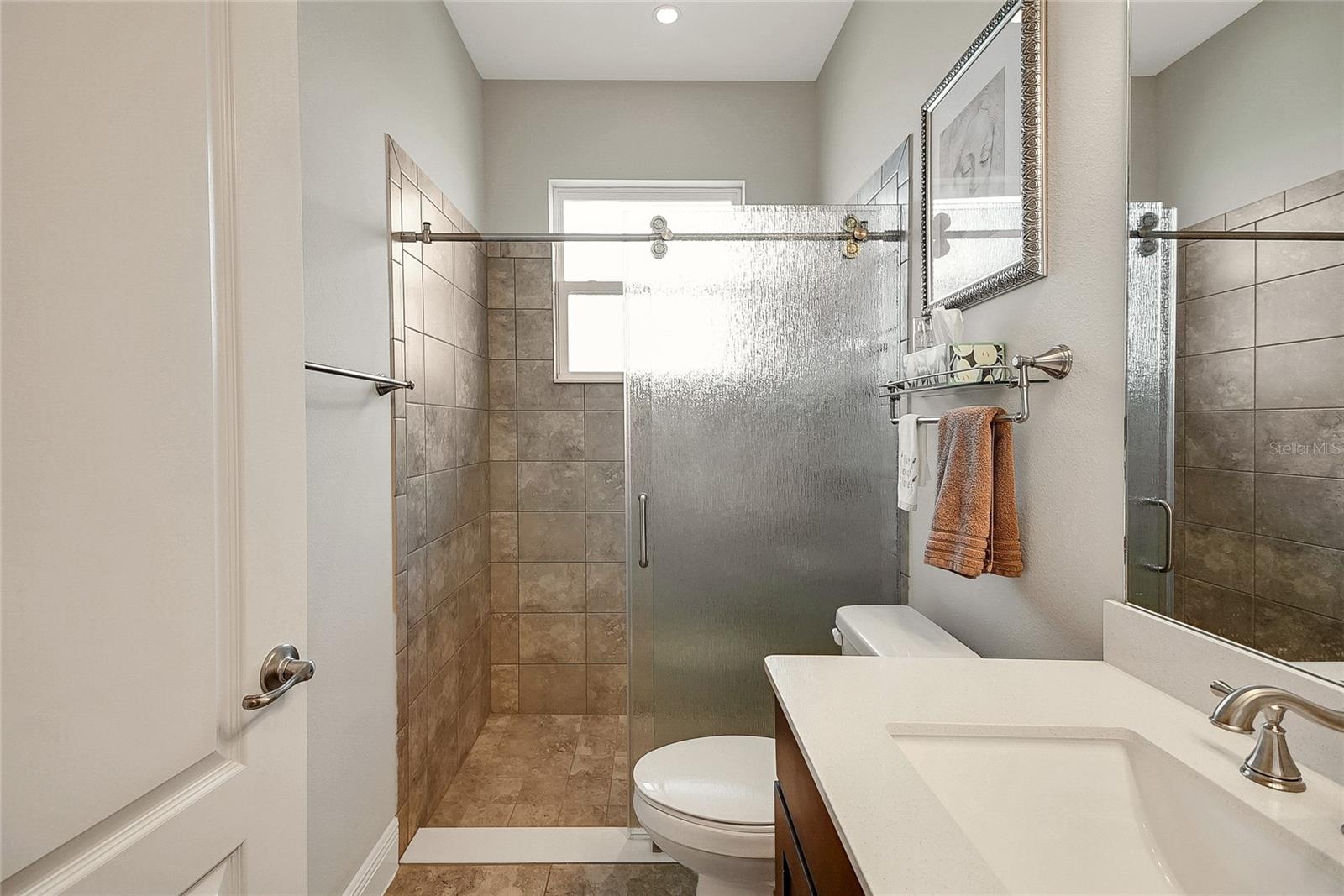 Image 31 of 91 For 6008 Apex Way