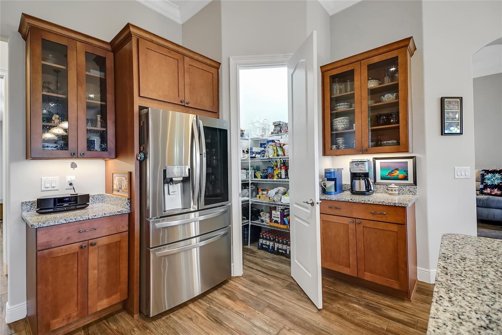 Image 39 of 91 For 6008 Apex Way