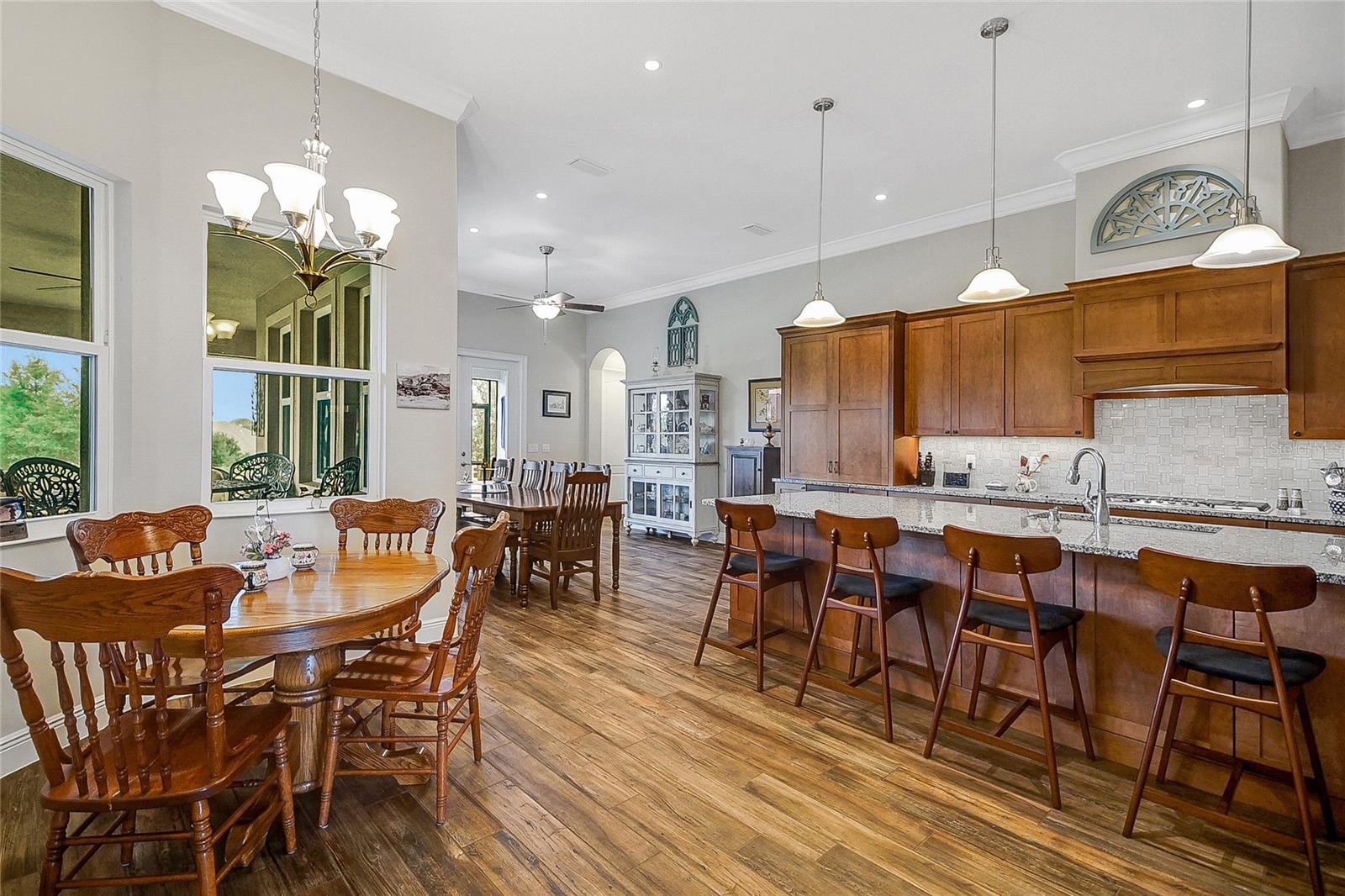 Image 41 of 91 For 6008 Apex Way