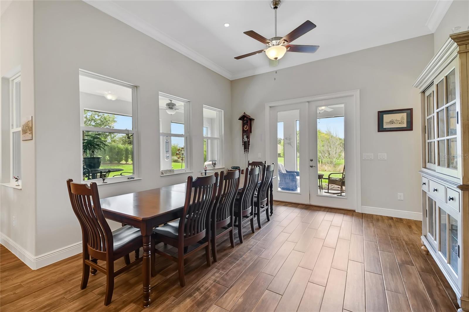Image 45 of 91 For 6008 Apex Way
