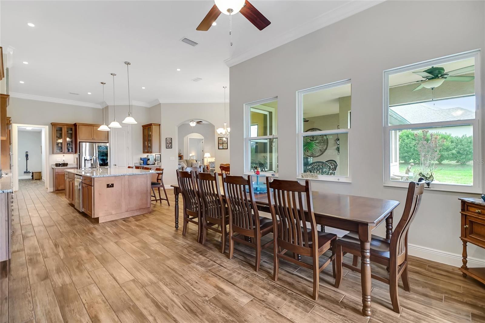 Image 48 of 91 For 6008 Apex Way
