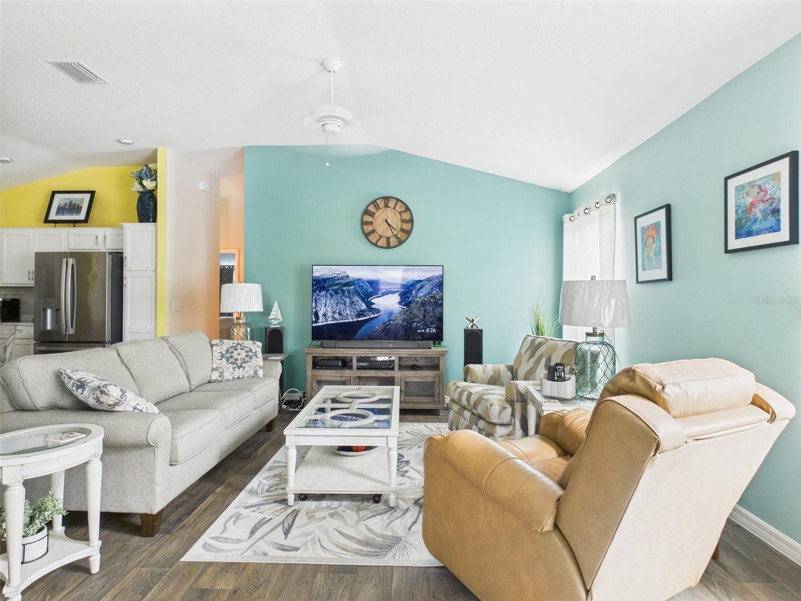 Image 5 of 12 For 6266 Milagros Court