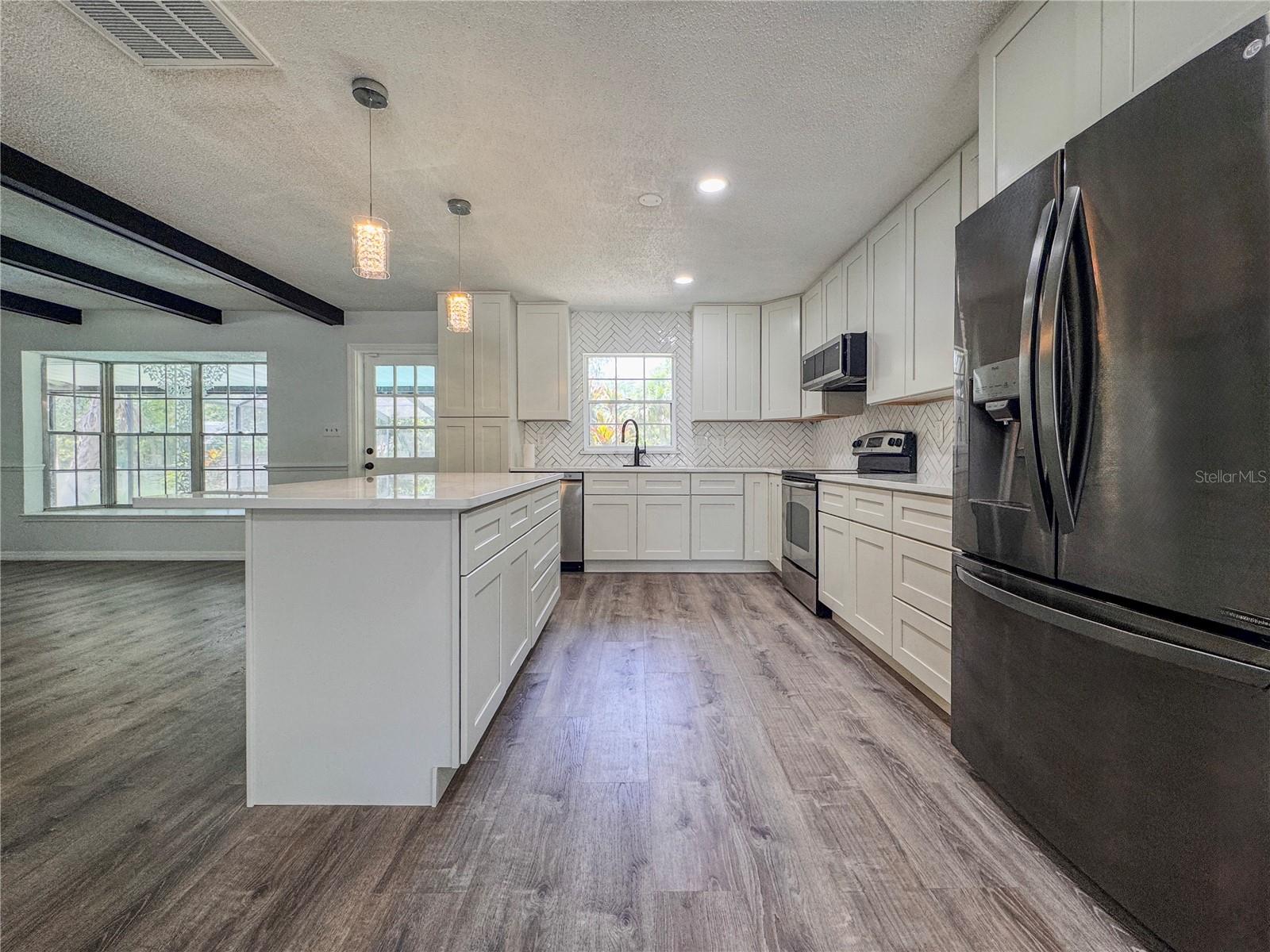 Image 12 of 61 For 604 Ponderosa Drive