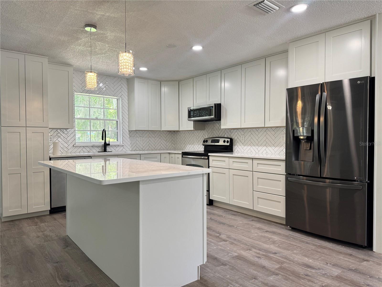Image 13 of 61 For 604 Ponderosa Drive