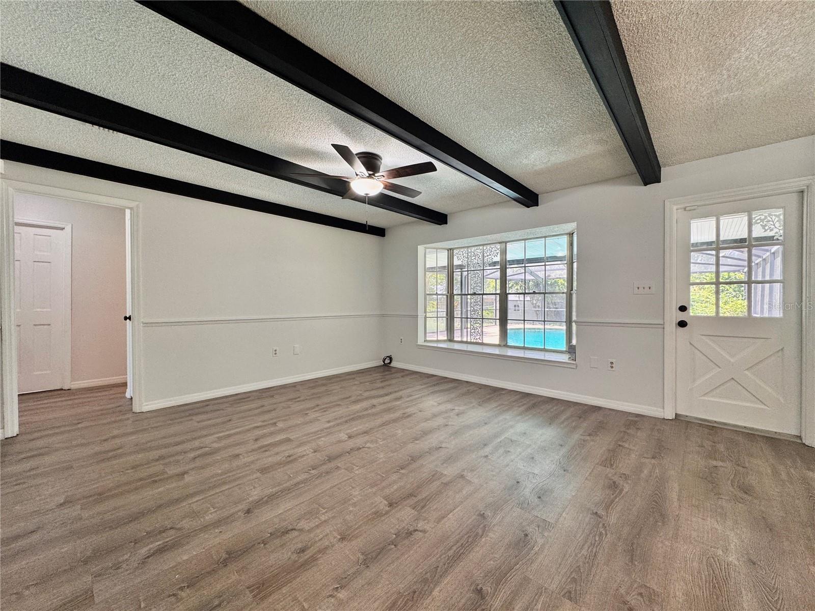 Image 21 of 61 For 604 Ponderosa Drive