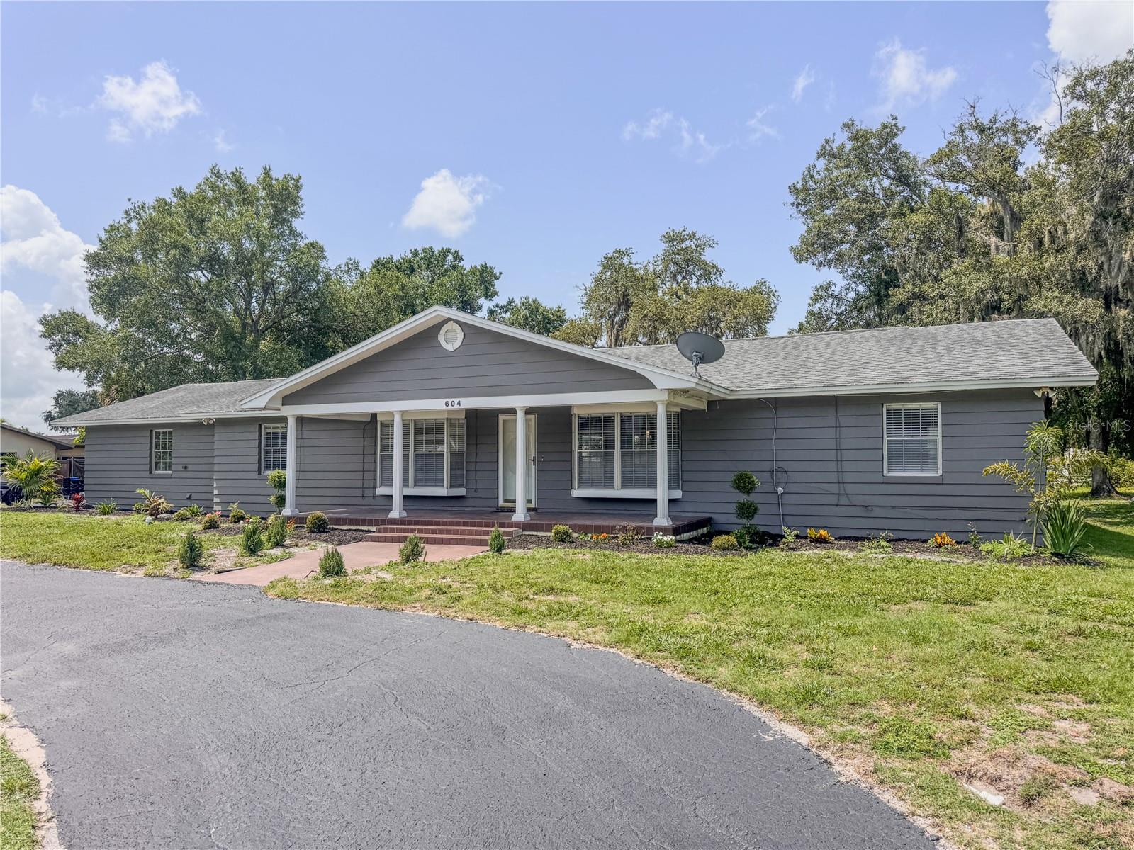 Image 4 of 61 For 604 Ponderosa Drive