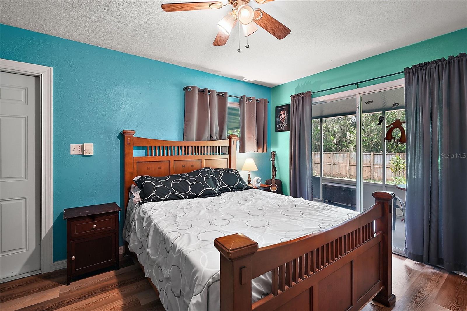 Image 14 of 41 For 27212 Orange Avenue