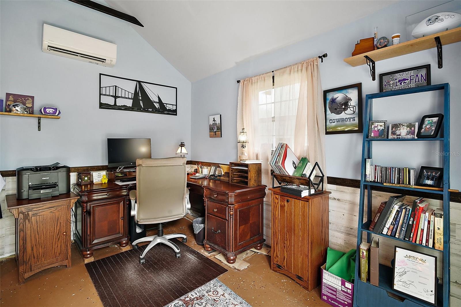 Image 31 of 41 For 27212 Orange Avenue