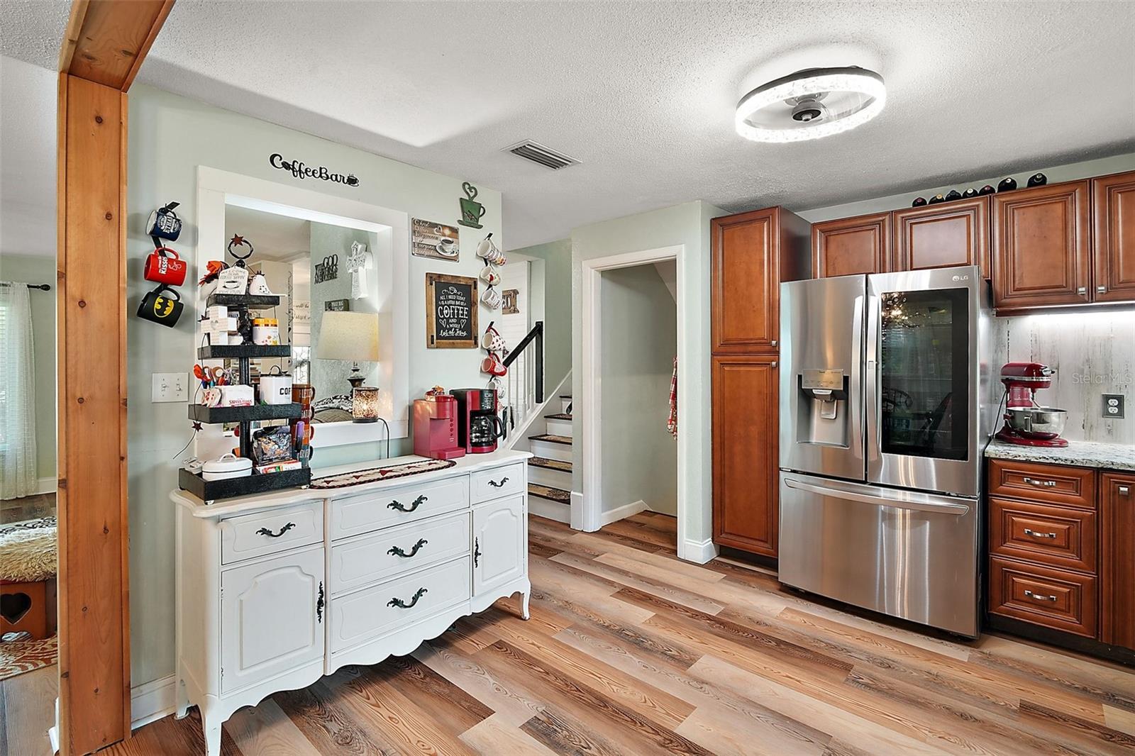 Image 7 of 41 For 27212 Orange Avenue