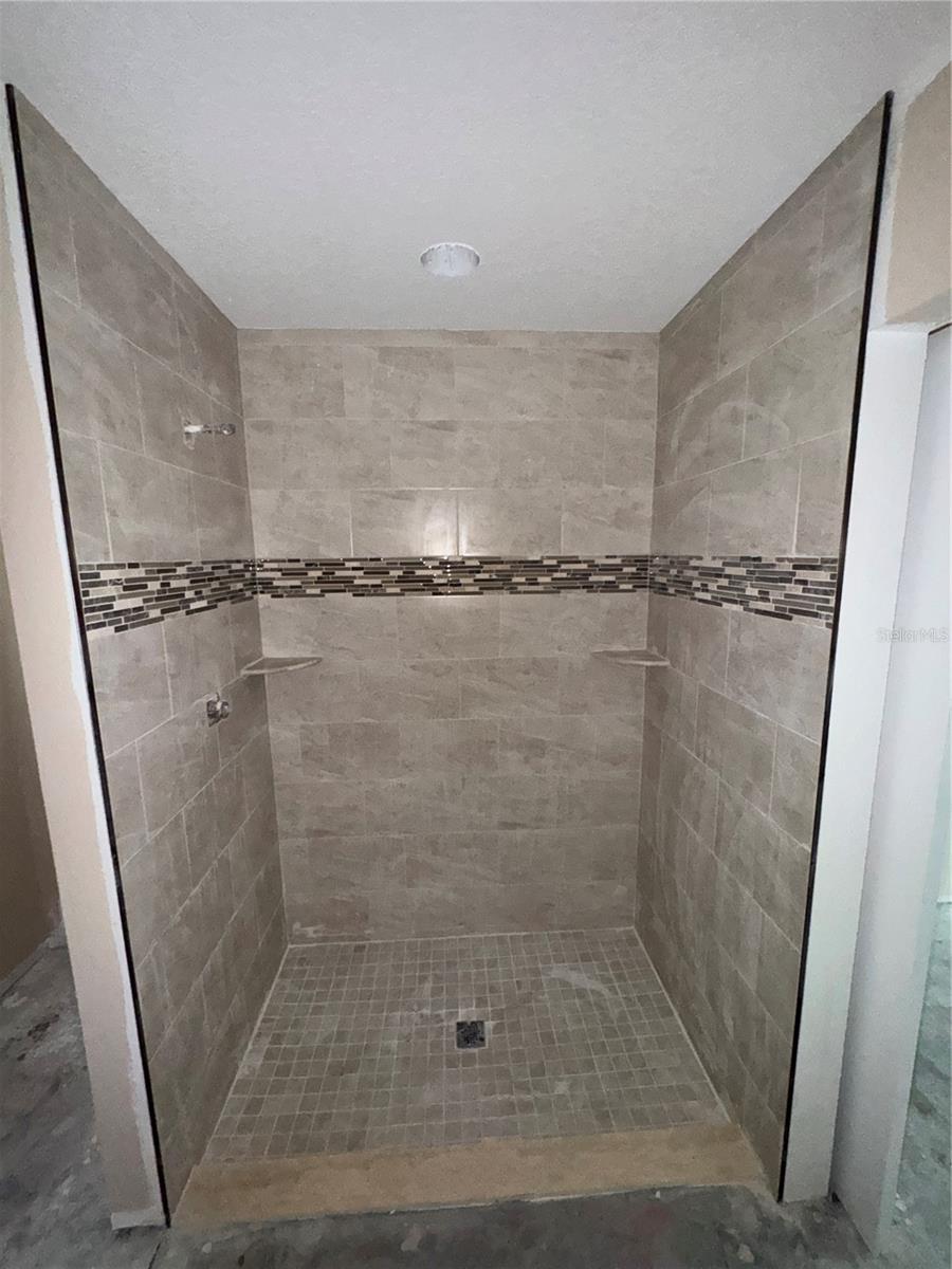 Image 3 of 11 For 891 Cr 482c  
