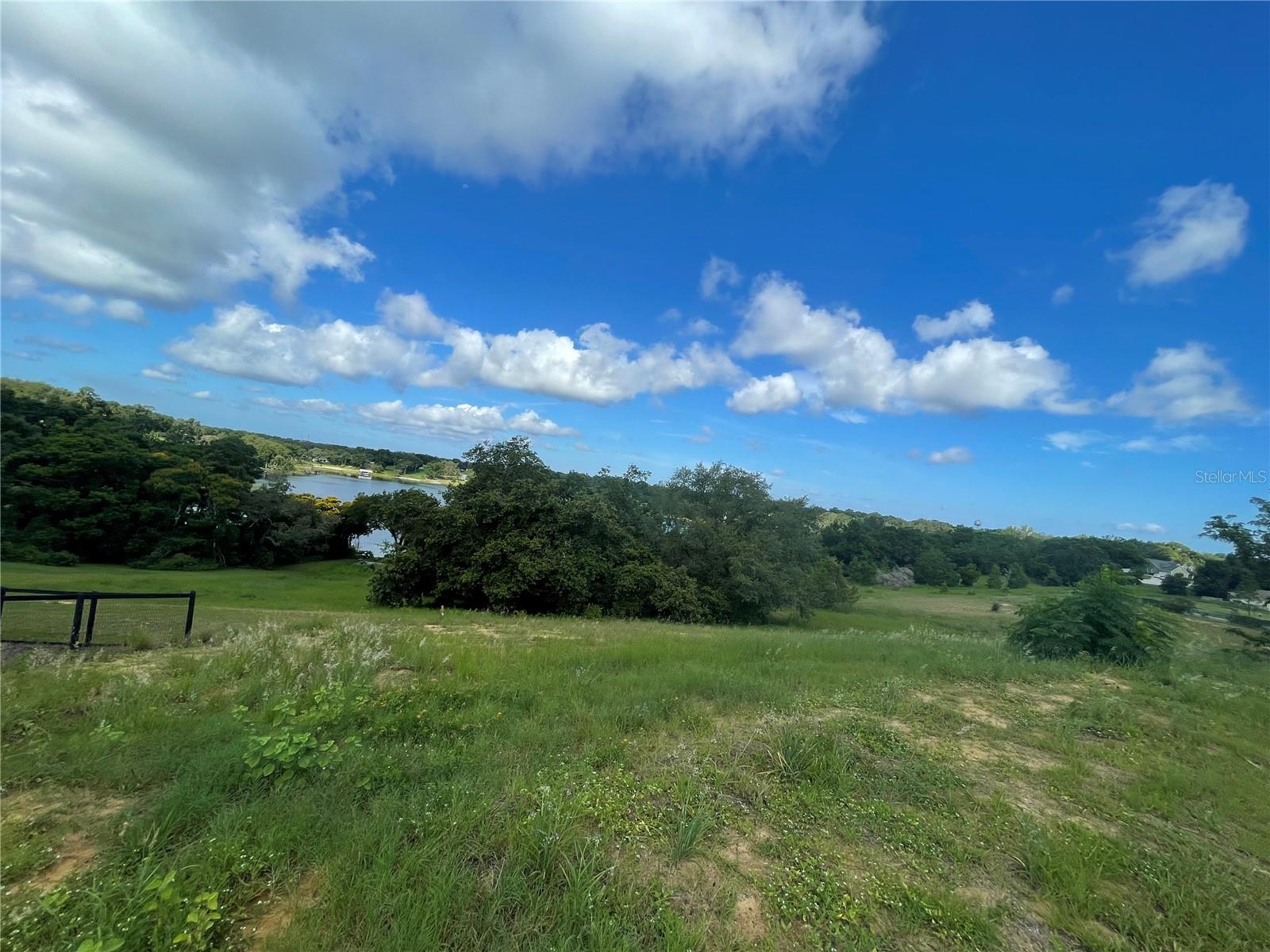 Image 12 of 38 For Country Club Road