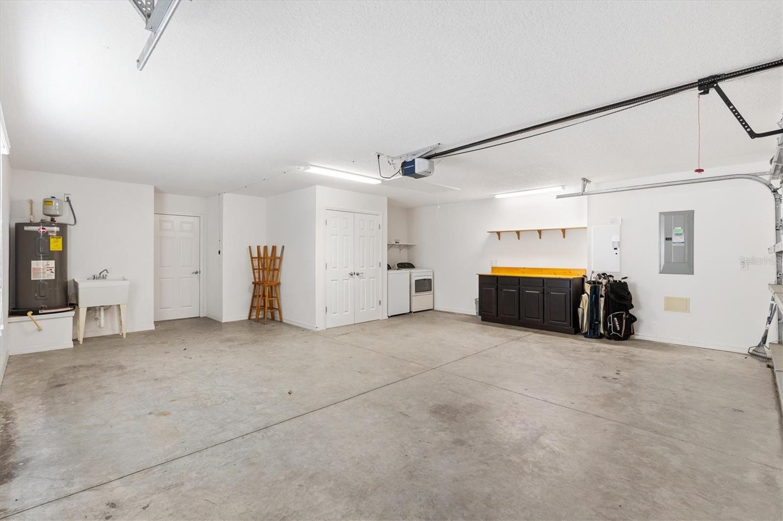 Image 24 of 27 For 3331 Overland Terrace