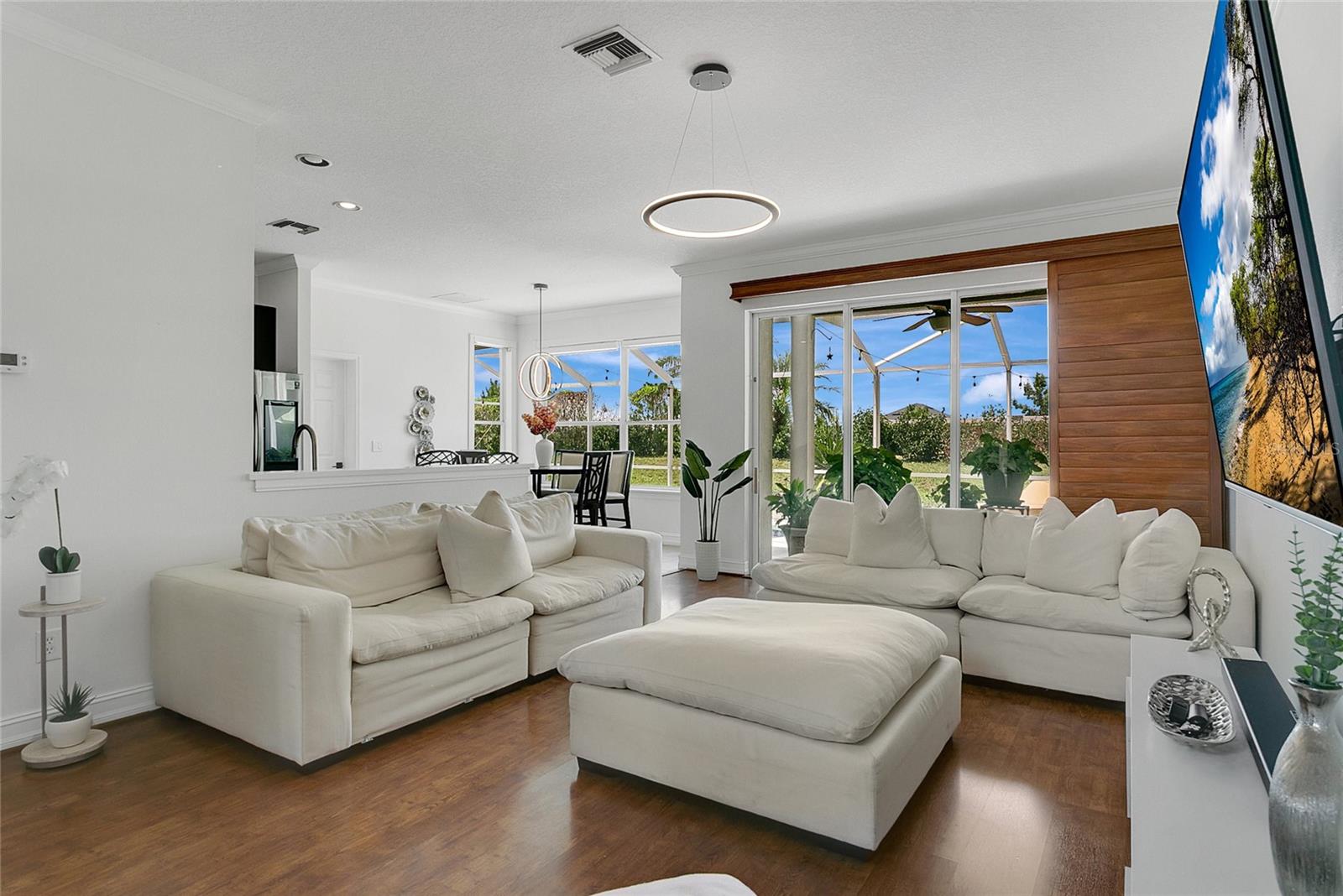 Image 4 of 39 For 17300 Summer Sun Court