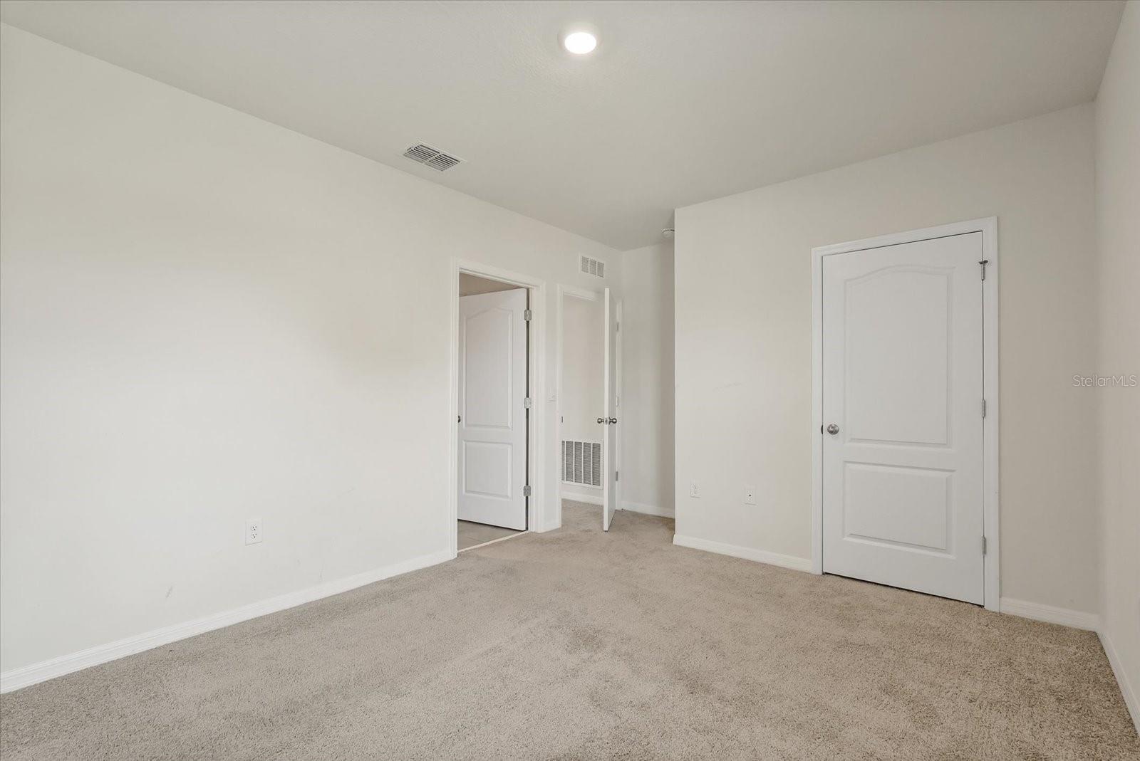 Image 18 of 36 For 5386 Pine Lilly Drive