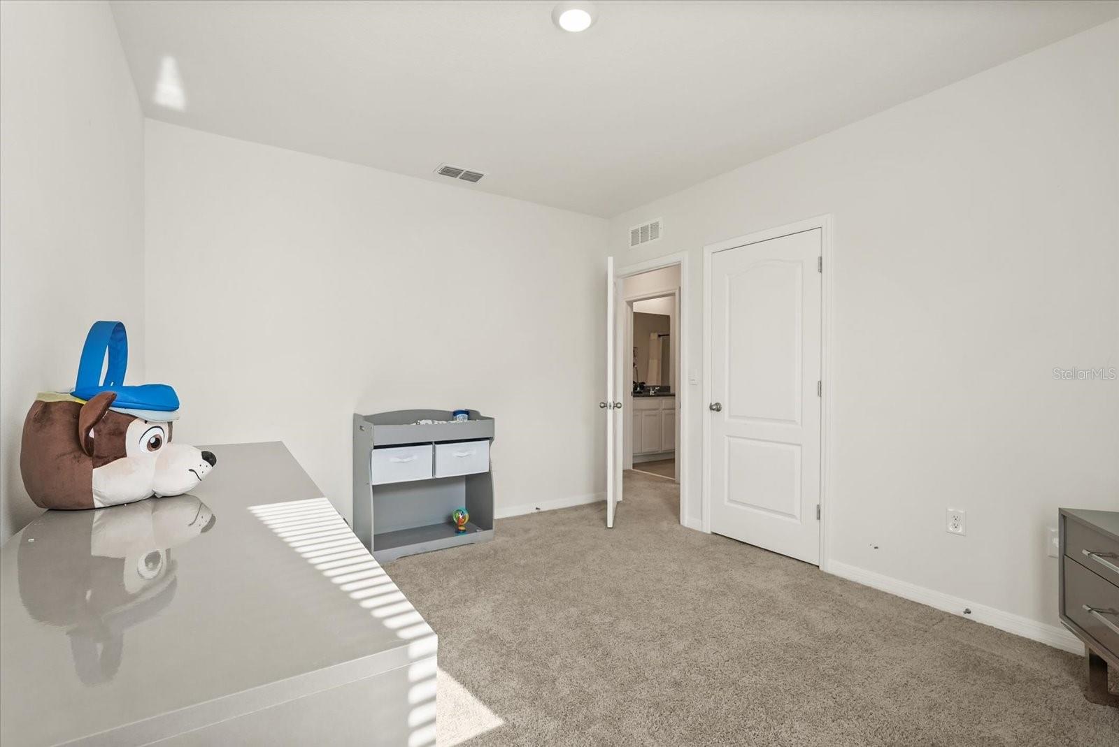 Image 27 of 36 For 5386 Pine Lilly Drive