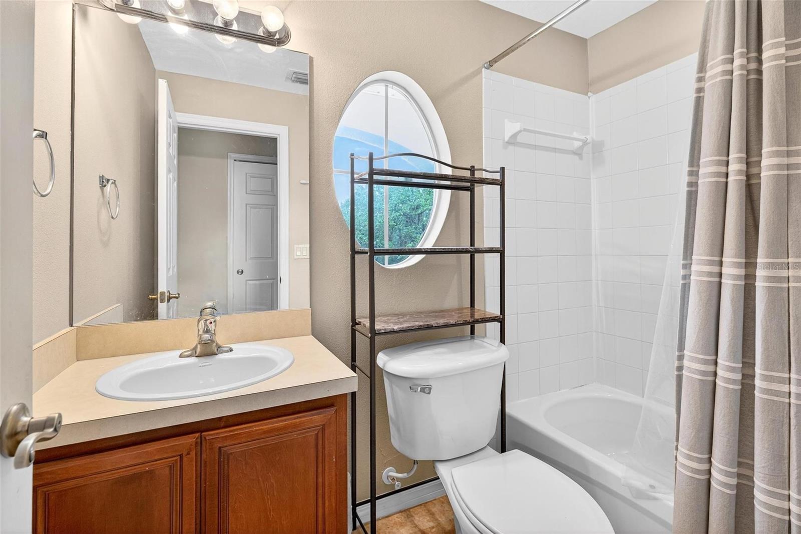 Image 46 of 74 For 33316 Irongate Dr