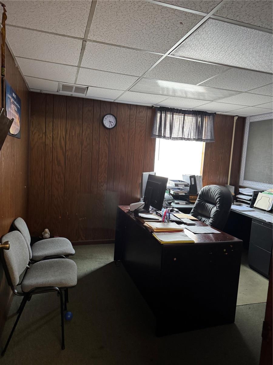 Image 4 of 25 For 14439 Cr-44  