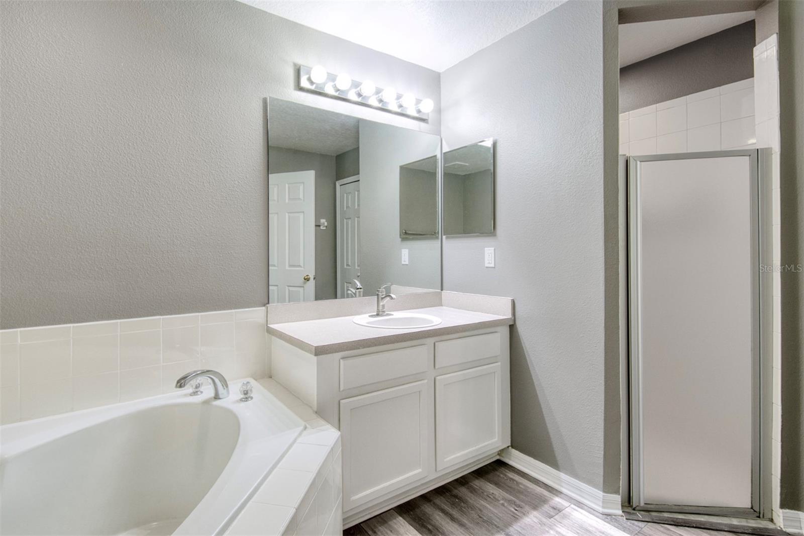 Image 11 of 31 For 1132 Hill Mount Drive
