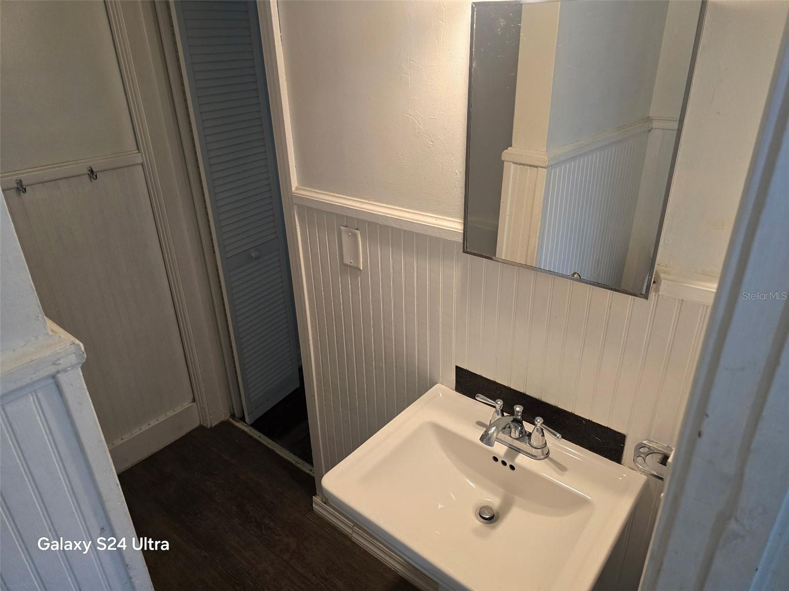 Image 9 of 10 For 7306 Earlwood Avenue