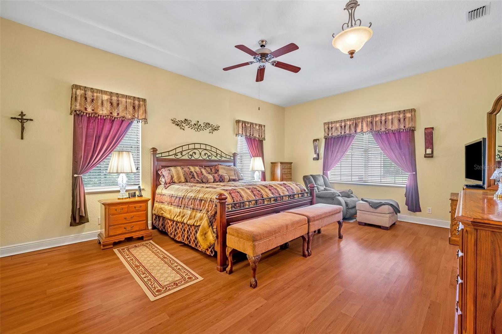 Image 25 of 71 For 30342 Vitex Avenue