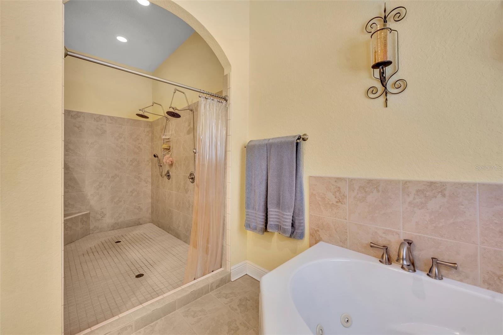 Image 31 of 71 For 30342 Vitex Avenue