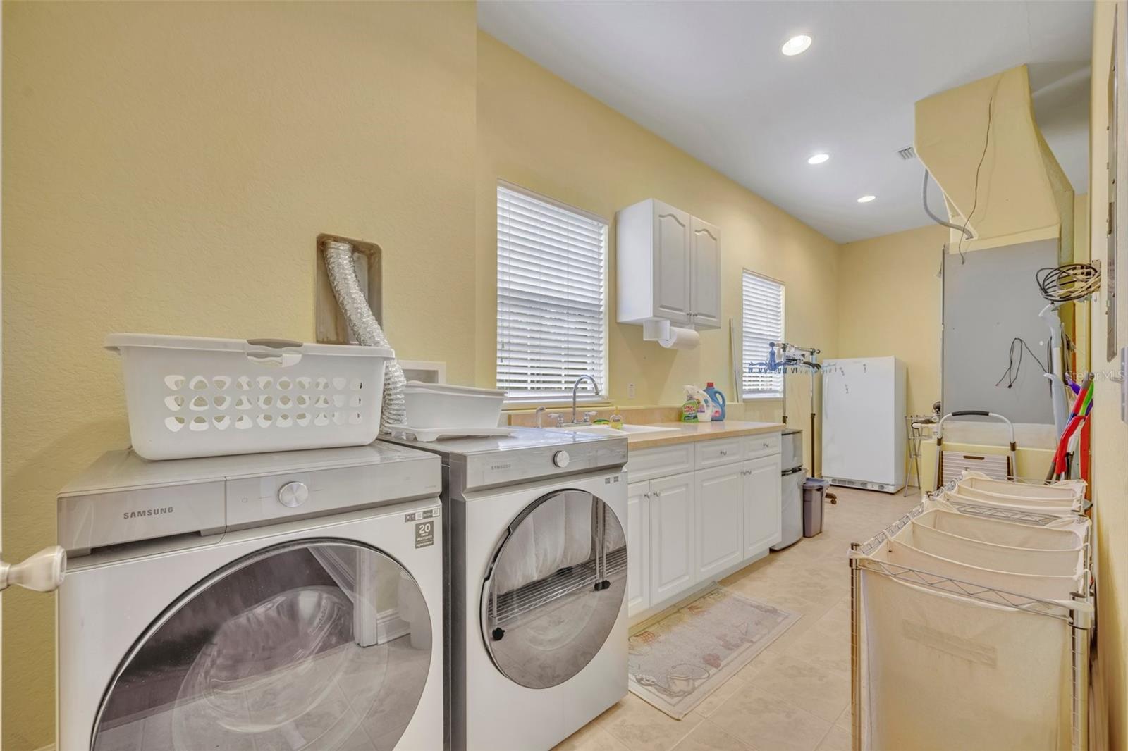 Image 41 of 71 For 30342 Vitex Avenue