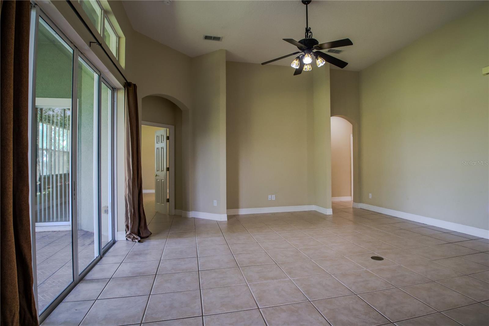 Image 11 of 62 For 1355 Misty Glen Lane