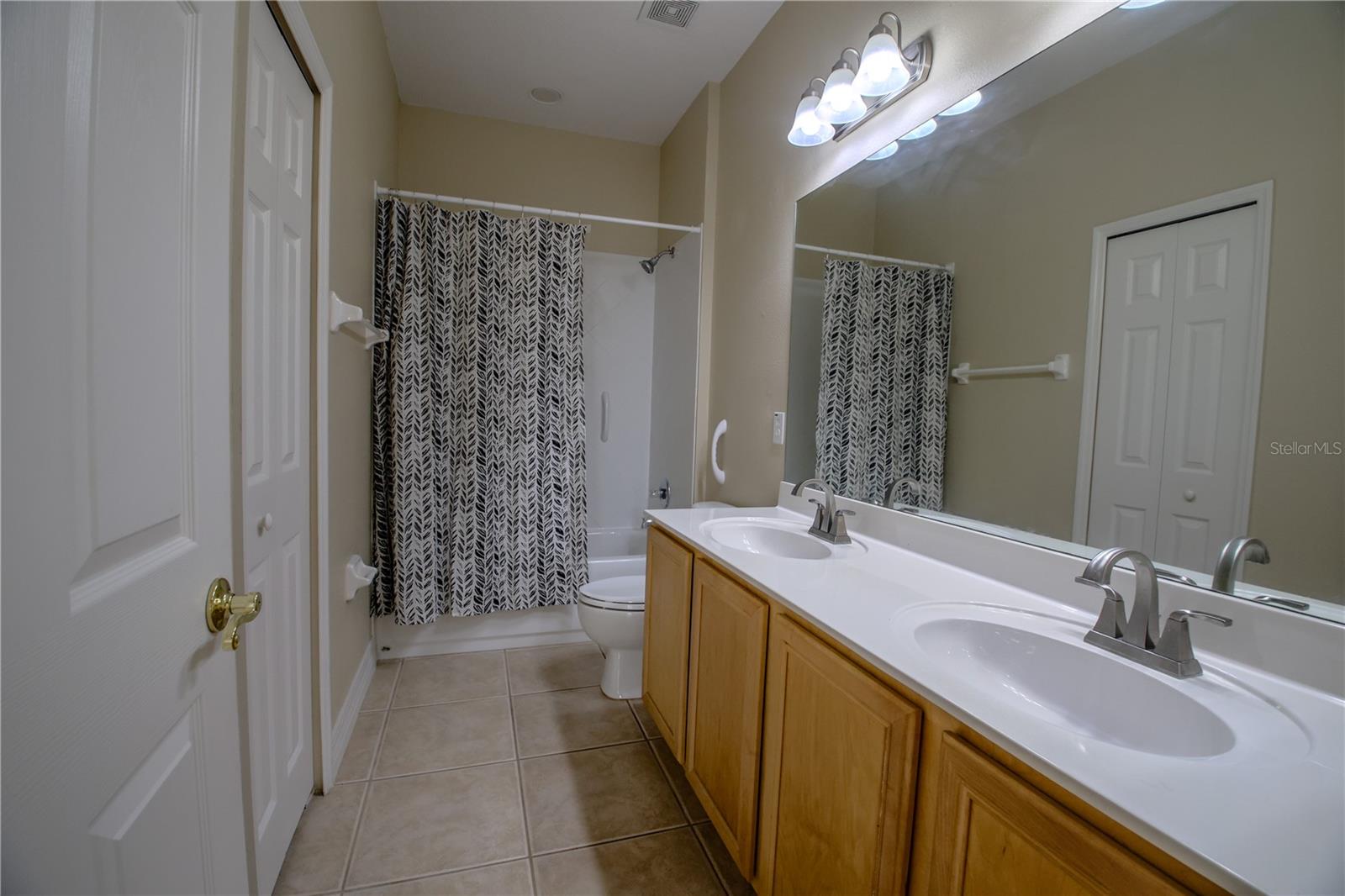 Image 17 of 62 For 1355 Misty Glen Lane