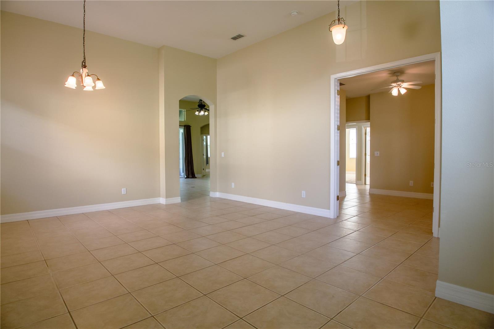Image 4 of 62 For 1355 Misty Glen Lane
