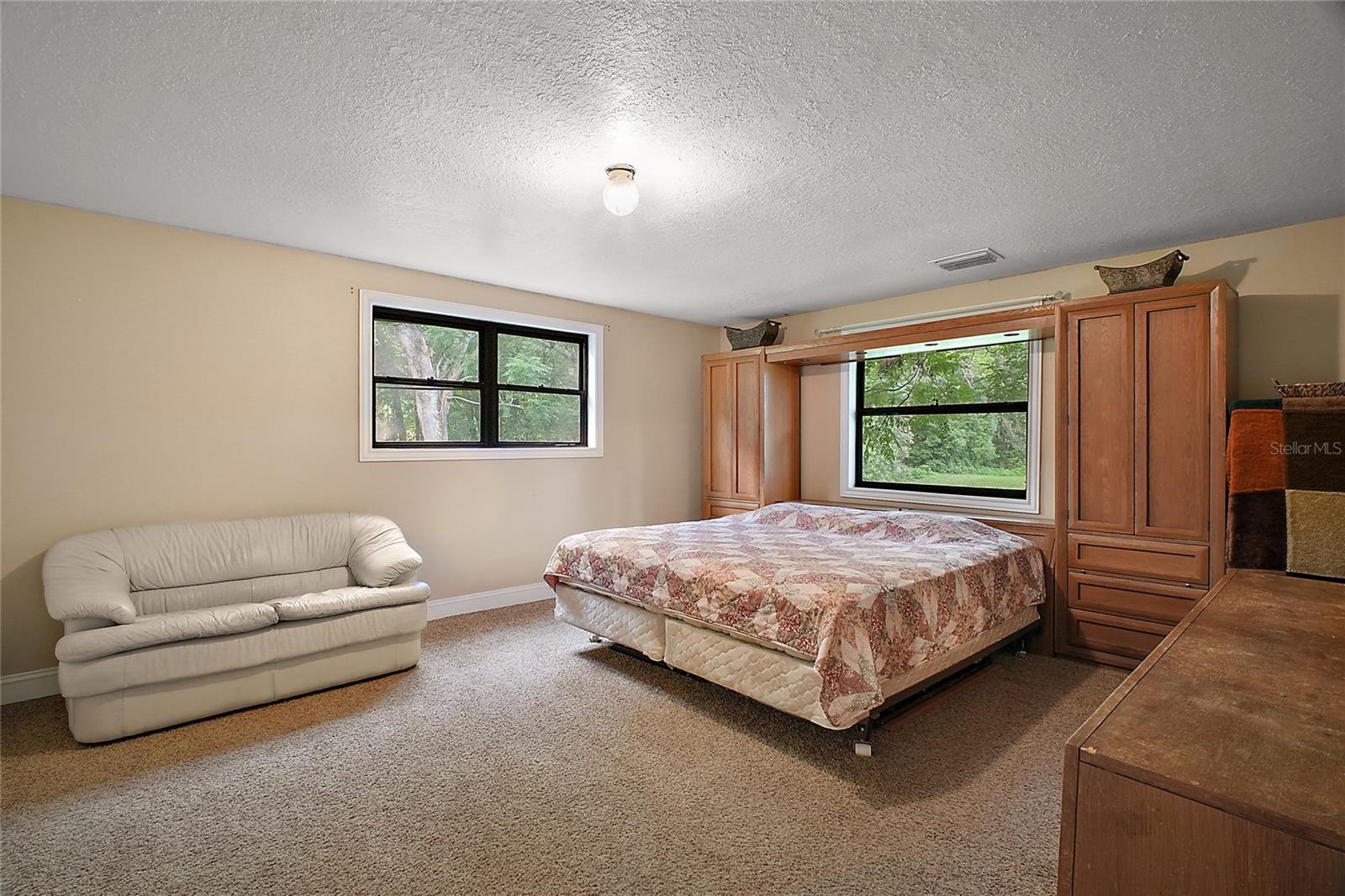 Image 14 of 28 For 31136 Senese Road