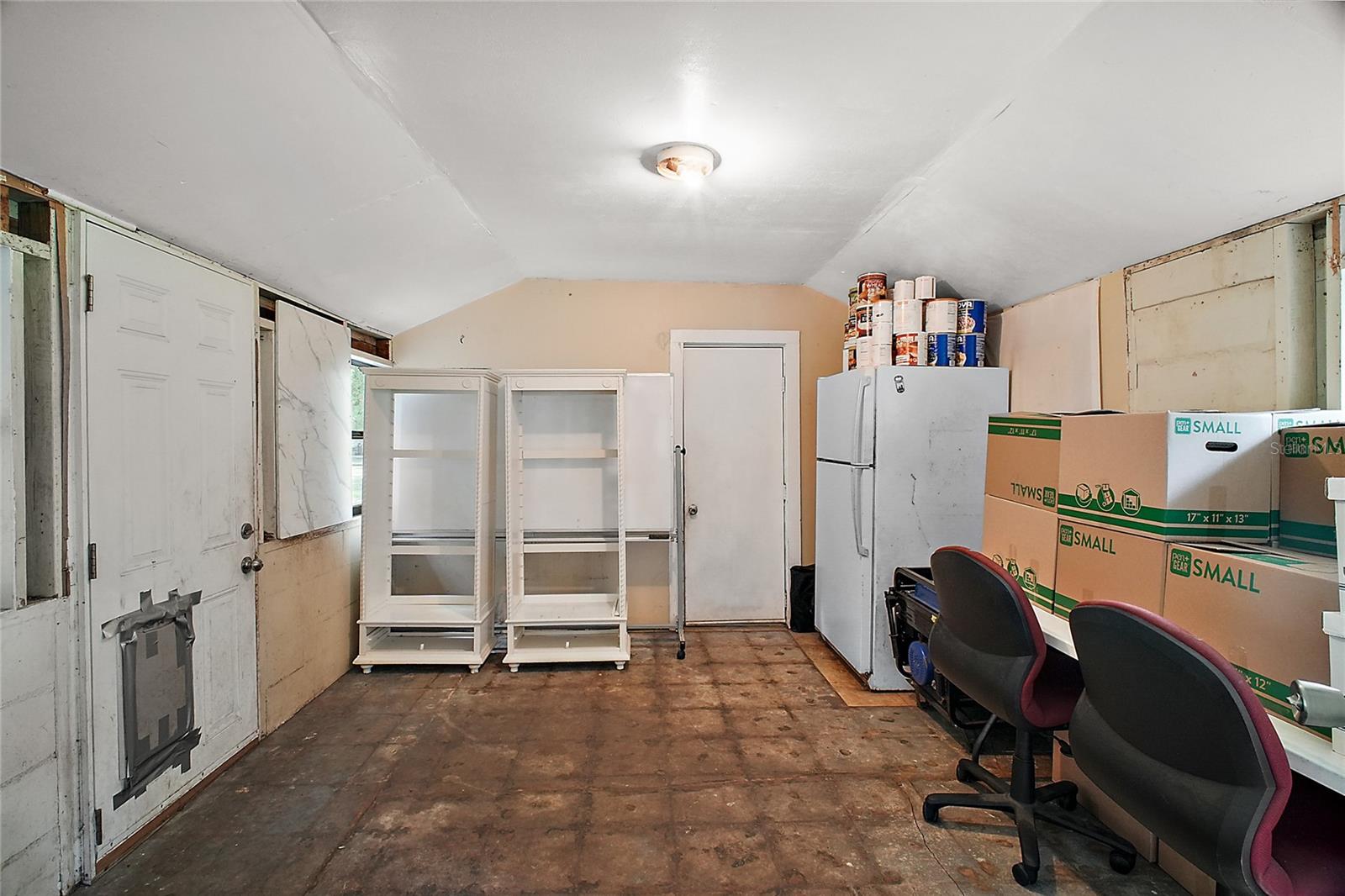 Image 19 of 28 For 31136 Senese Road