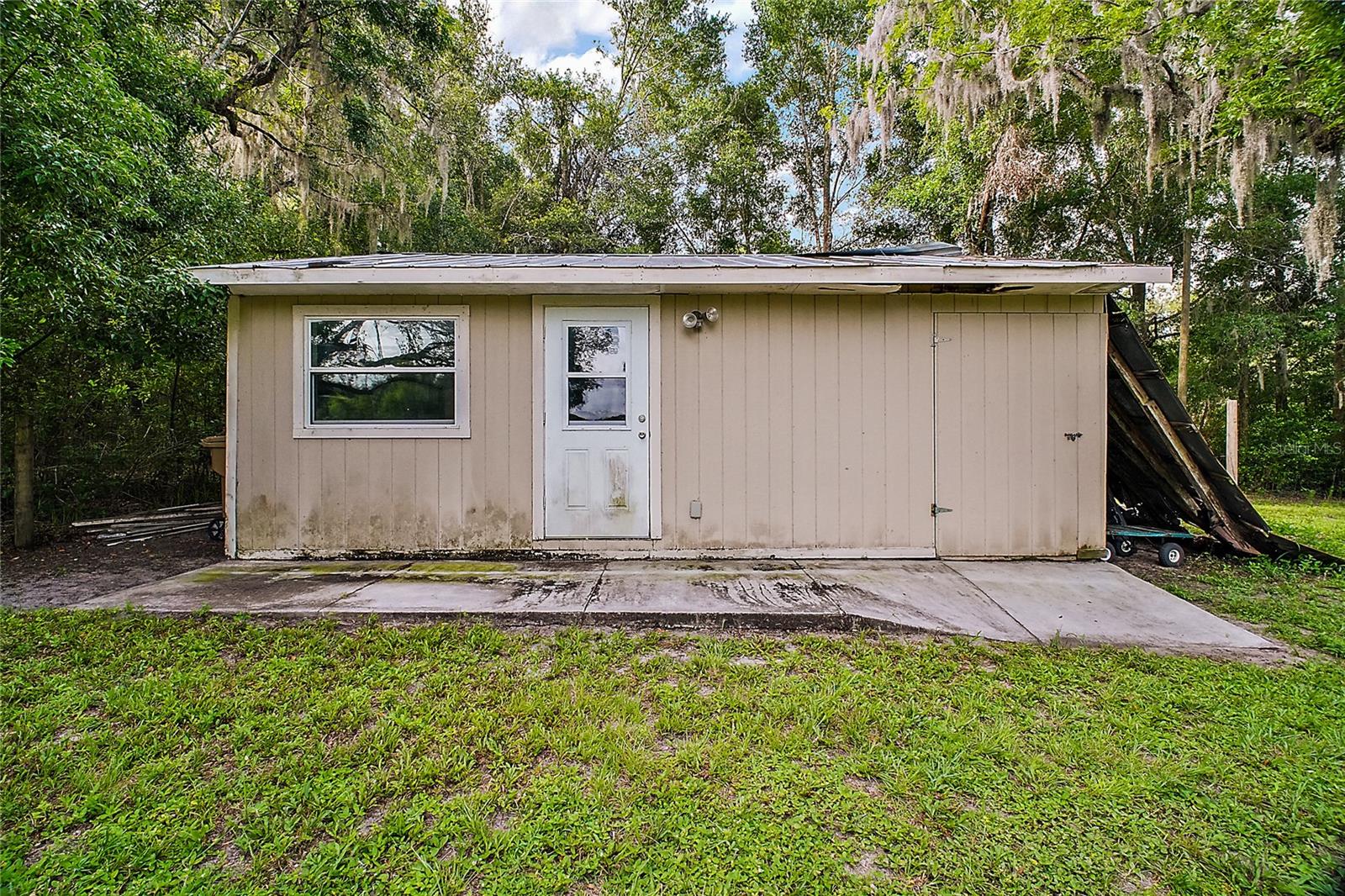 Image 21 of 28 For 31136 Senese Road