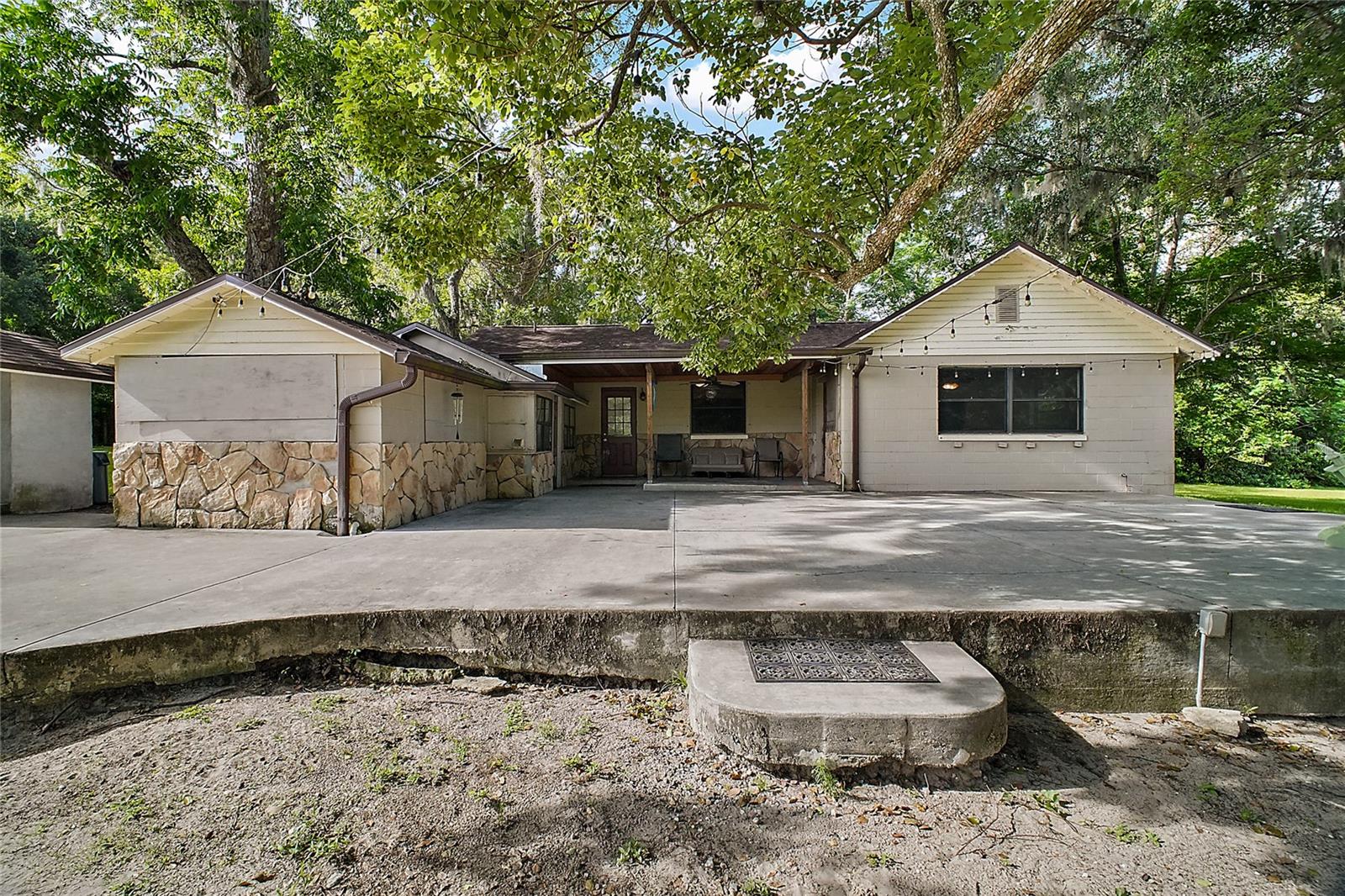 Image 4 of 28 For 31136 Senese Road