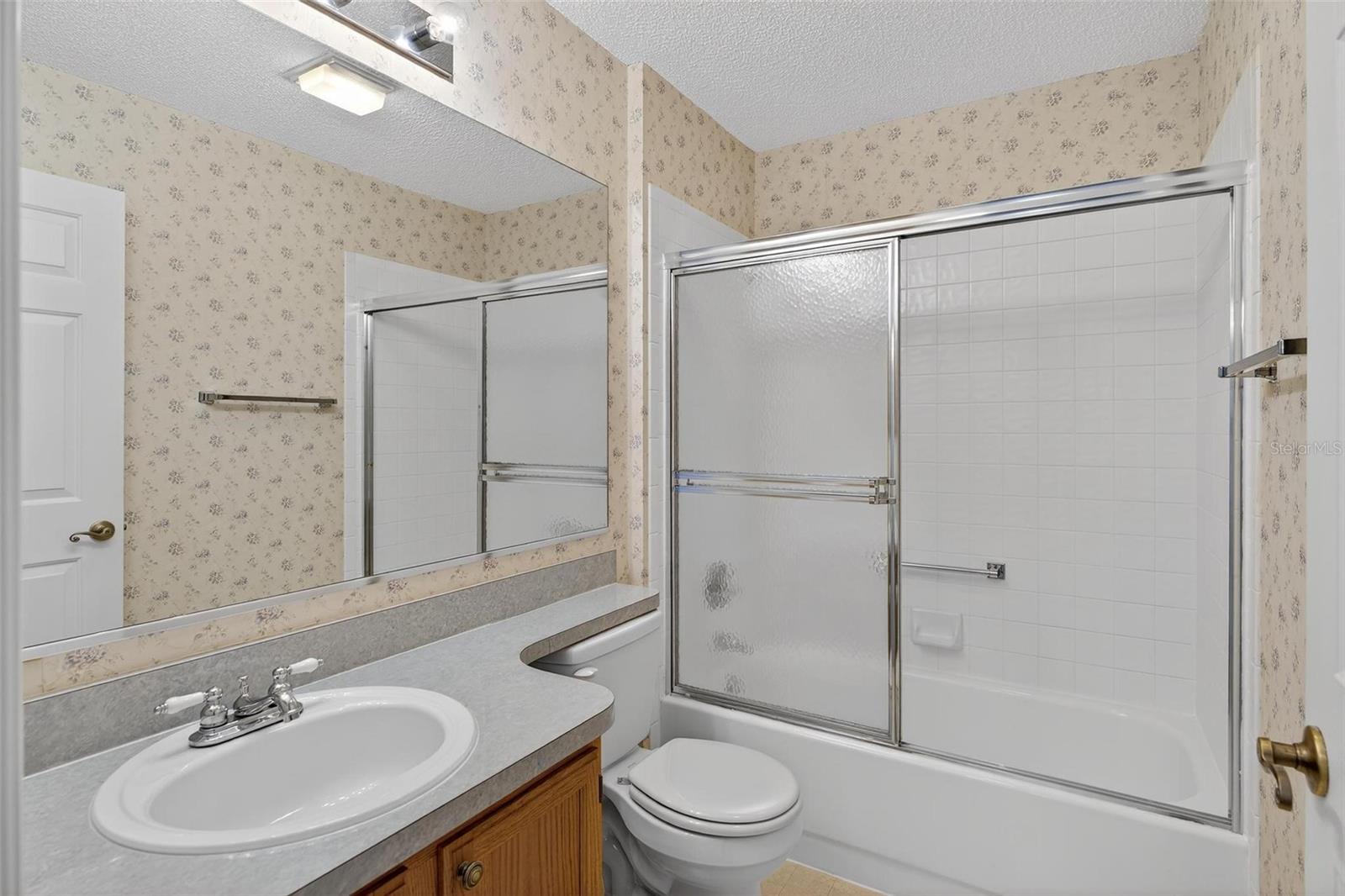 Image 42 of 53 For 206 Palermo Place