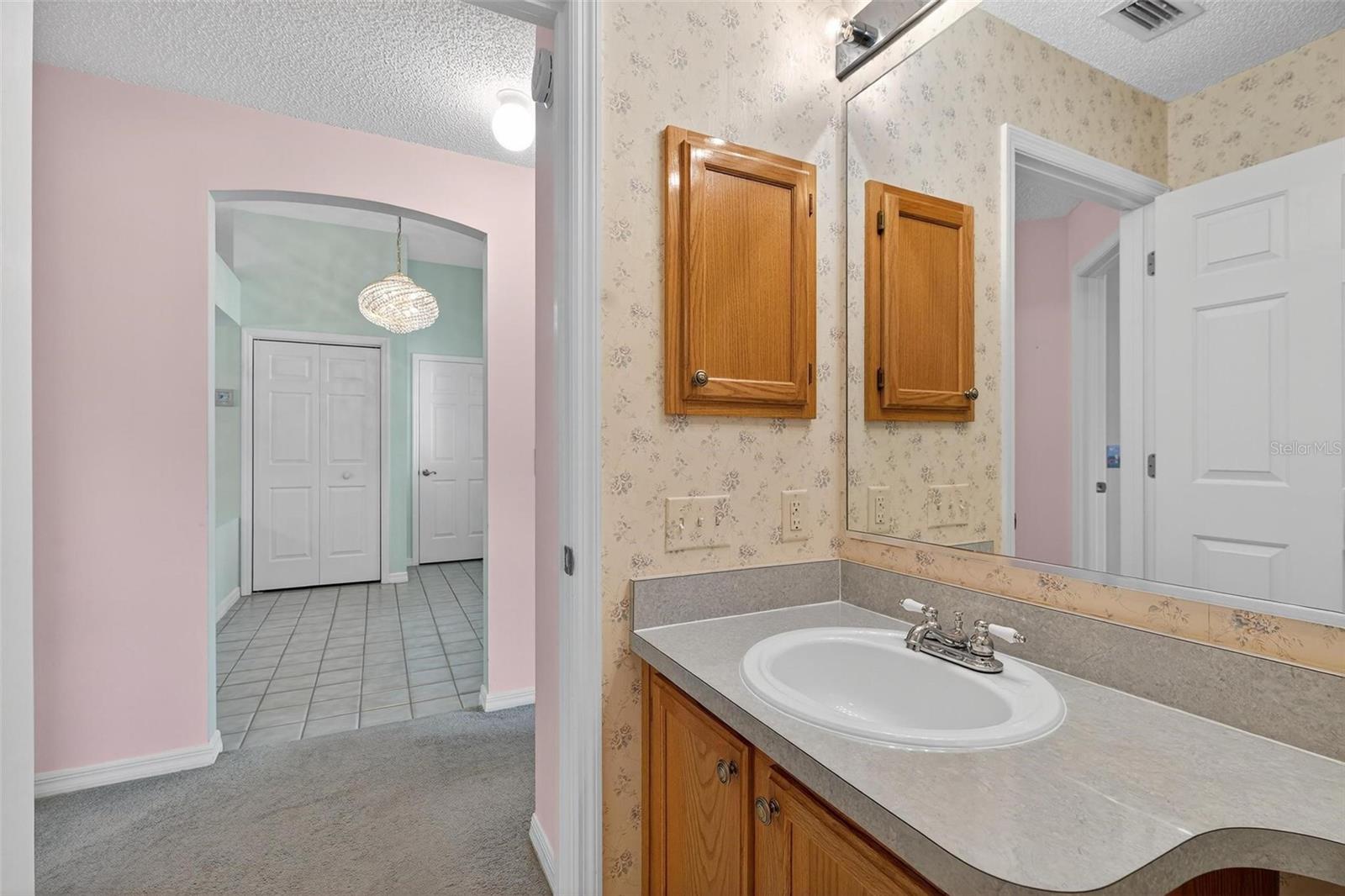 Image 43 of 53 For 206 Palermo Place