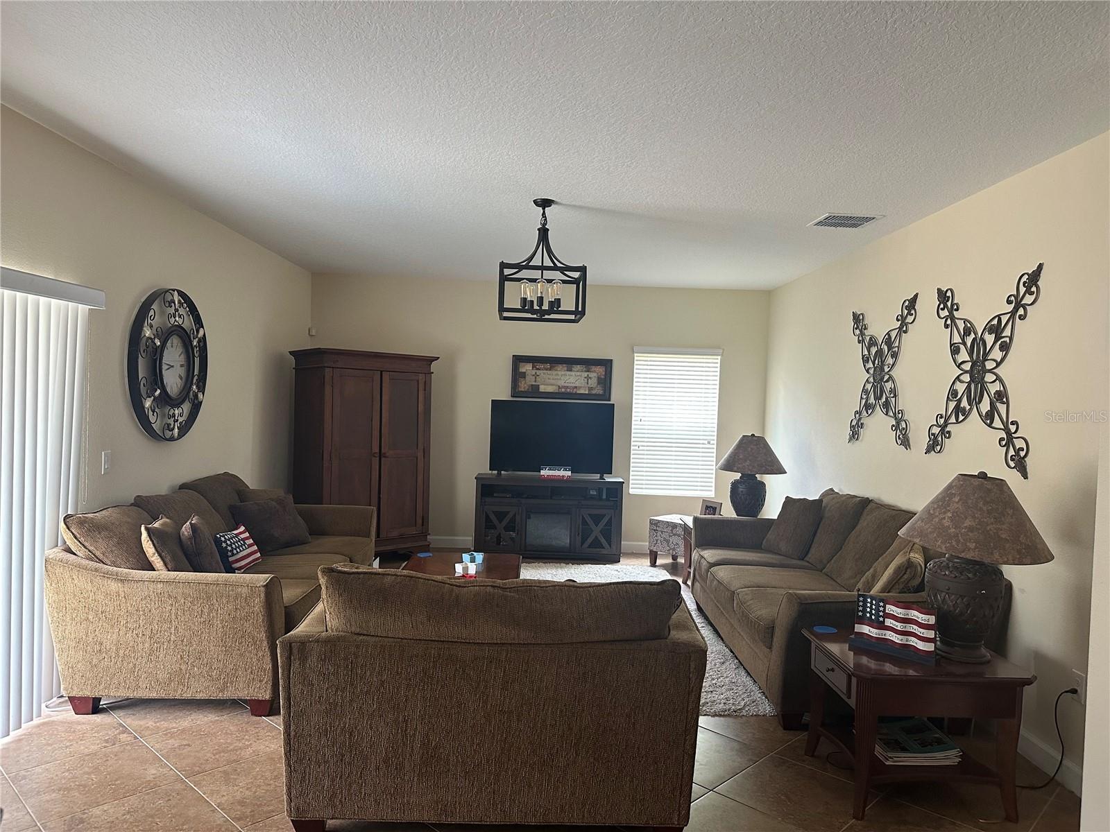 Image 6 of 34 For 5349 Cortland Drive