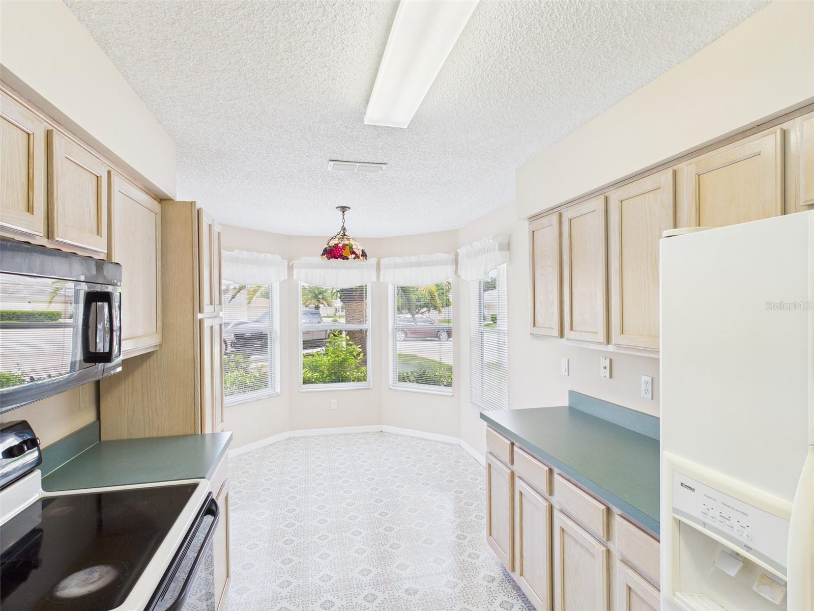 Image 8 of 28 For 32701 Timberwood Drive