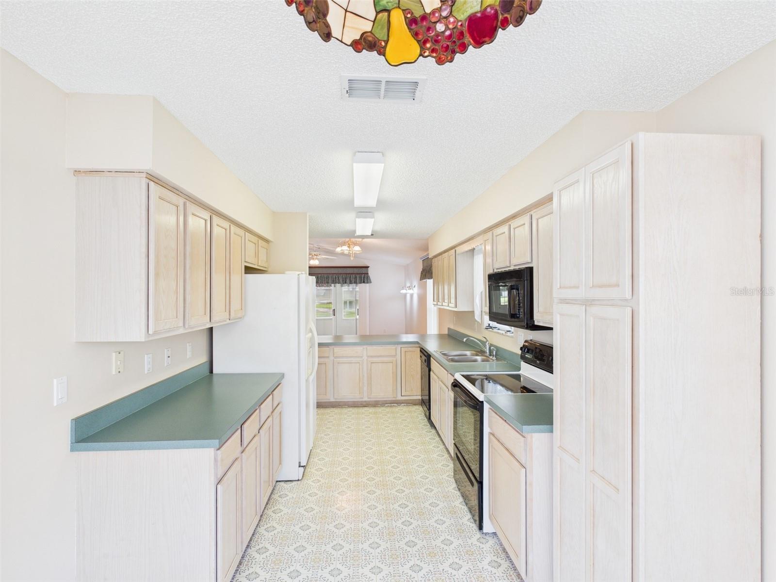 Image 9 of 28 For 32701 Timberwood Drive