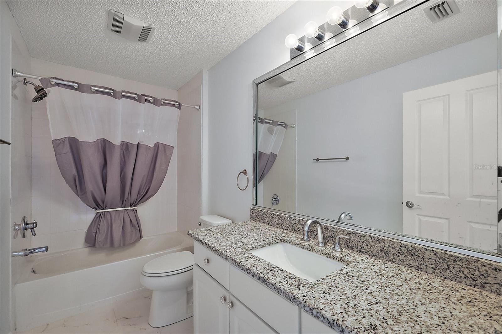 Image 25 of 48 For 16862 80th Bellavista Circle
