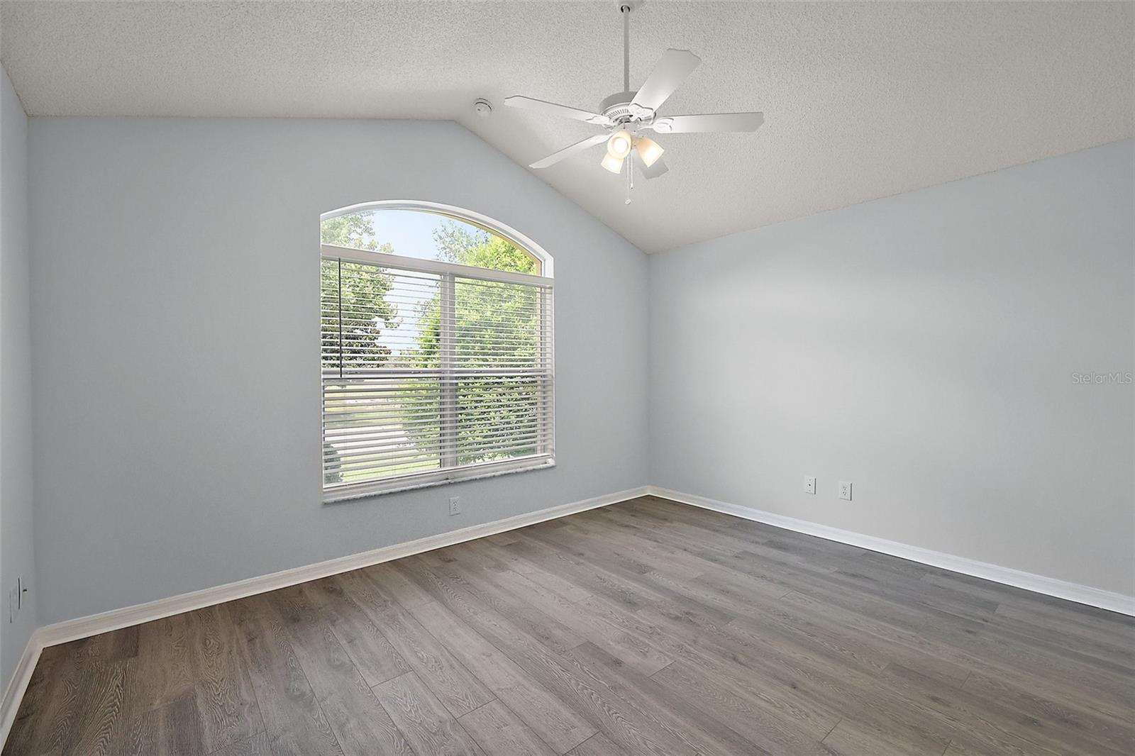 Image 26 of 48 For 16862 80th Bellavista Circle
