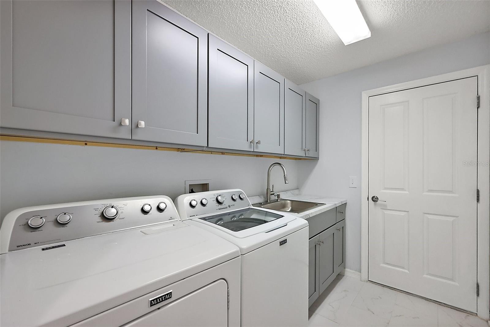 Image 28 of 48 For 16862 80th Bellavista Circle